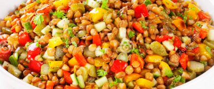 Receita de salada de lentilha colorida (e saudável) 