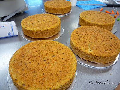 Bolo de Cenoura com Açafrão e Laranja