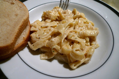 Fettuccinne ao molho alfredo