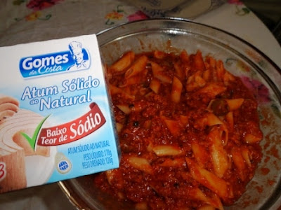 penne ao molho de atum e salame