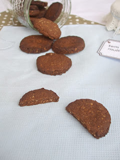  bolachas de alfarroba